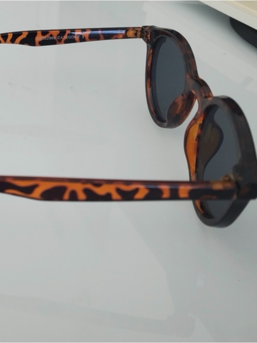 Tortoise Shell Sunglasses - Picture 5 of 6